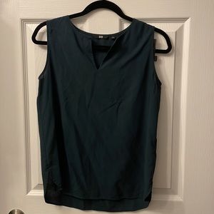 Uniqlo short sleeve blouse